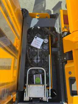 Hochhubwagen 2014  Jungheinrich EJD 220 Baujahr 2014 Akku 2024 Nur 594 (10)