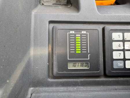 Magasemelésű béka 2017  Jungheinrich ERD 220 Baujahr 2015 HH 2100 Akku 2017 (5)