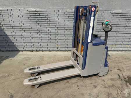 Ruční vysokozdvižný vozík 2017  Jungheinrich EJD 220 Baujahr 2017 HH 2010 Akku 2023 Doppelstock (2)