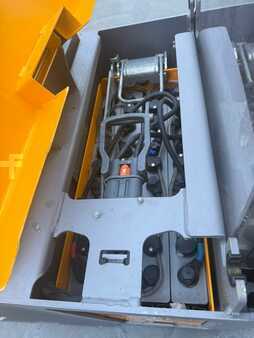 Magasemelésű béka 2016  Jungheinrich ERD 220 Baujahr 2016/HH 2,5M /Akku 2019 / Initialhub (10)