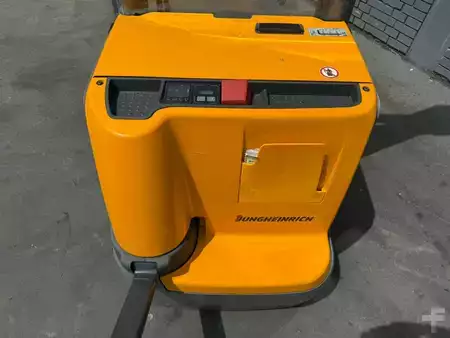 Hochhubwagen 2017  Jungheinrich EJC 214 Baujahr 2017 HH 4300 Akku 2016 (4)