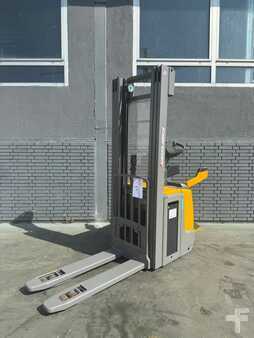 Hochhubwagen 2017  Jungheinrich ERC 214z Baujahr 2017 HH 5350 Akku 2025 New (1)