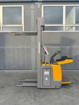 Pinontavaunu 2017  Jungheinrich ERC 214 Baujahr 2017 HH 6000 Top Zustand (2)