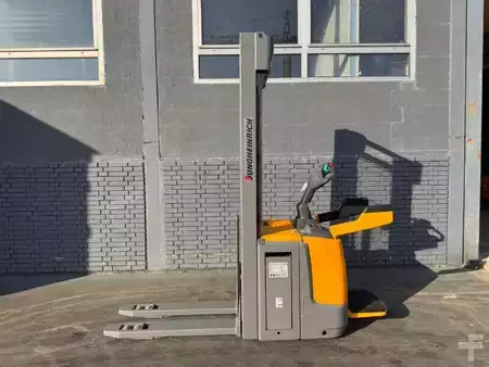 Ruční vysokozdvižný vozík 2017  Jungheinrich ERC 216z Baujahr 2017 / HH 6000 /  Akku 2021 (3)