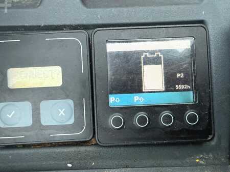 Magasemelésű béka 2017  Jungheinrich ERD 220 Baujahr 2017/HH 2,56M /Akku 2015 / Initialhub (8)