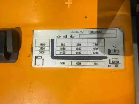 Hochhubwagen 2018  Jungheinrich EJC 214 Baujahr 2018Hubhöhe 4300 Ladegerät integriert (5)