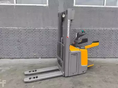 Stapelaars 2018  Jungheinrich ERC 212z Lithium Baujahr 2018 HH 4,7M / Triplex/Initialhub (4)