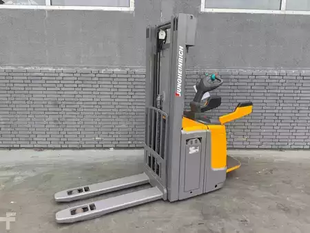 Stapelaars 2018  Jungheinrich ERC 212z Lithium Baujahr 2018 HH 4,7M / Triplex/Initialhub (1)