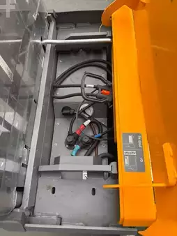 Stapelaars 2018  Jungheinrich ERC 212z Lithium Baujahr 2018 HH 4,7M / Triplex/Initialhub (7)