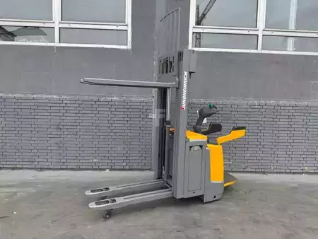Stapelaars 2018  Jungheinrich ERC 212z Lithium Baujahr 2018 HH 4,7M / Triplex/Initialhub (2)
