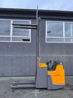 Magasemelésű béka 2018  Jungheinrich ERD 220 Baujahr 2018 /HH 2900 /Std. 5306 Triplex (1)