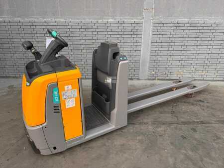 Horizontal-Kommissionierer 2018  Jungheinrich ECE 225 Baujahr 2018/ Stunden 2883/ Gabel 2,4M (2)