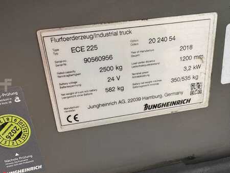 Horizontal-Kommissionierer 2018  Jungheinrich ECE 225 Baujahr 2018/ Stunden 2883/ Gabel 2,4M (3)
