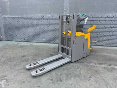 Magasemelésű béka 2019  Jungheinrich ERD 220 Baujahr 2019 HH 2,1M / Duplex /Initialhub (2)