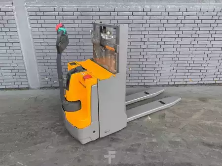 Ledstaplare gå 2019  Jungheinrich EJD 118 Baujahr 2019 Stunden 3409 HH 1,66M (3)