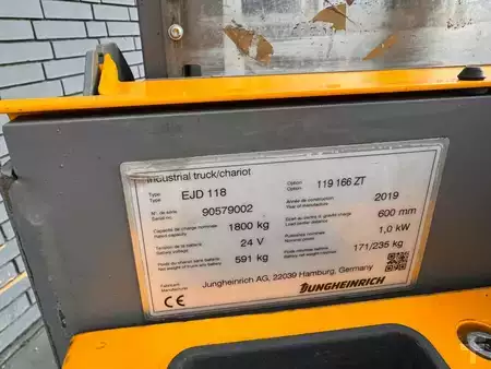 Ledstaplare gå 2019  Jungheinrich EJD 118 Baujahr 2019 Stunden 3409 HH 1,66M (5)