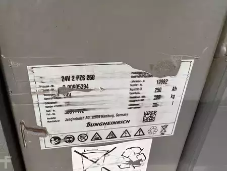 Apilador eléctrico 2019  Jungheinrich EJD 220 Baujahr 2019 Stunden 3539 HH 2,1M (7)