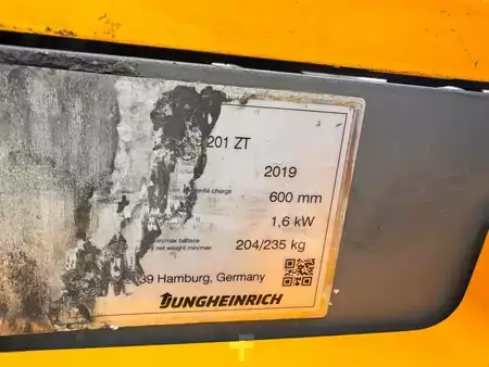 Apilador eléctrico 2019  Jungheinrich EJD 220 Baujahr 2019 /HH 2,1M/  Akku 2019 (8)