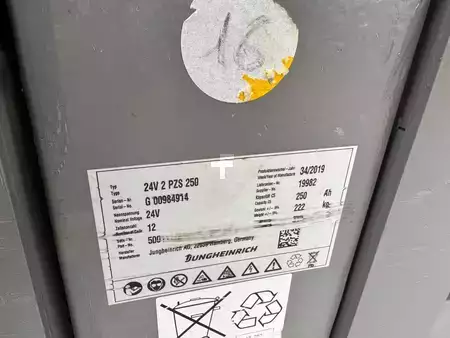 Apilador eléctrico 2019  Jungheinrich EJD 220 Baujahr 2019 Stunden 5660 HH 2,1M (4)