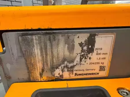 Apilador eléctrico 2019  Jungheinrich EJD 220 Baujahr 2019 Stunden 5660 HH 2,1M (6)