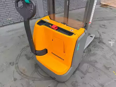 Ledestabler 2019  Jungheinrich EJC 110 Baujahr 2019 HH 2,5M /475 Std./ NEUWERTIG (4)