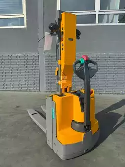 Stapelaars 2020  Jungheinrich EMD 118 Baujahr 2020 Stunden 910 Akku 2026 (4)