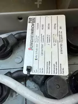 Stapelaars 2020  Jungheinrich EJC 112z Baujahr 2020 Hubhöhe 2900 Akku 2025 (7)