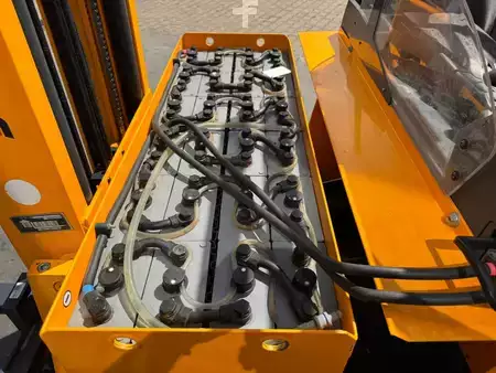 Reach Trucks 2011  Jungheinrich ETV 114 Baujahr 2011 / Stunden 5234 /HH 5,3M (7)