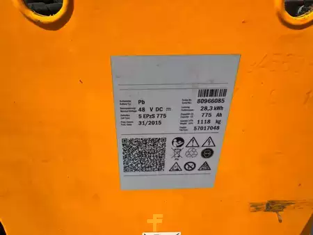 Reach Trucks 2011  Jungheinrich ETV 114 Baujahr 2011 / Stunden 5234 /HH 5,3M (9)