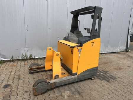 Skyvemast 2013  Jungheinrich ETV 325 Baujahr 2013 / HH 10,52M Defekt/ Ersatzteilträger (2)