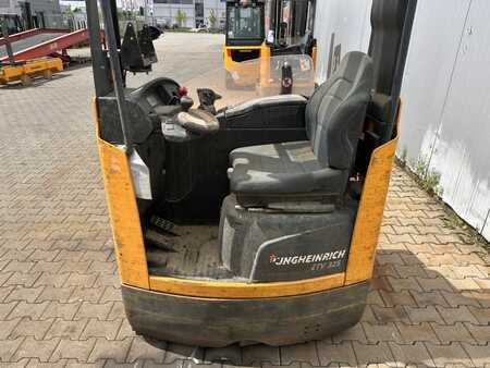 Skyvemast 2013  Jungheinrich ETV 325 Baujahr 2013 / HH 10,52M Defekt/ Ersatzteilträger (3)