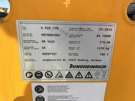 Reach Trucks 2013  Jungheinrich ETV 320 Baujahr 2013 / Akku 2013 / HH 10,70 Meter (9)