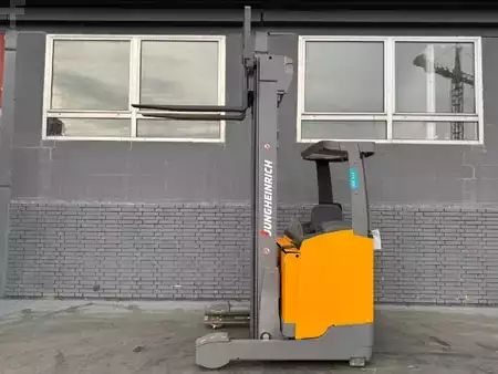 Schubmaststapler 2016  Jungheinrich ETV 216 Baujahr 2016 / Stunden 3218 / HH 7,7M /Akku 2023 (3)