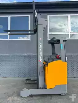 Chariots à mât rétractable 2017  Jungheinrich ETV 216 Baujahr 2017 / Zinkenverstell Schubgabel (2)