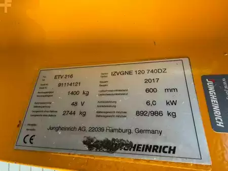 Chariots à mât rétractable 2017  Jungheinrich ETV 216 Baujahr 2017 / Zinkenverstell Schubgabel (8)