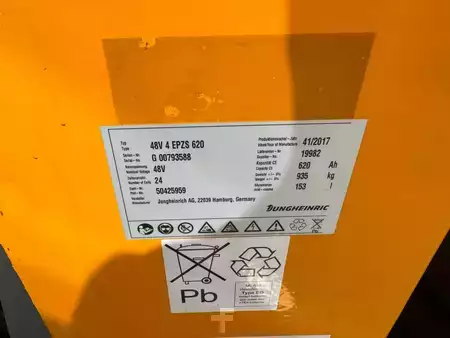 Schubmaststapler 2017  Jungheinrich ETV 214 Baujahr 2017 / Stunden 5125/ HH 8720 (9)