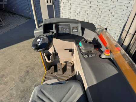 Skjutstativtruck 2017  Jungheinrich ETV 216 Baujahr 2017 / HH 9,92M /Kamera (4)