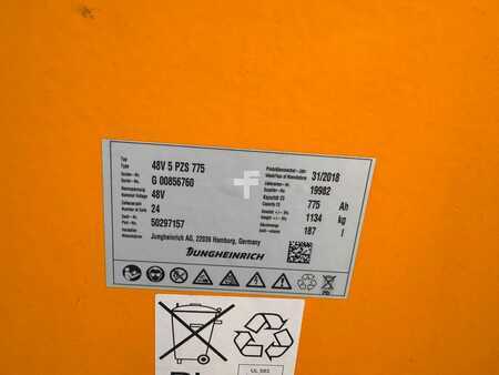 Rækketruck 2018  Jungheinrich ETV 216 Baujahr 2018 / HH 10,25M /Kamera/TOP ZUSTAND (9)