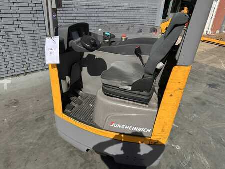 Reach Trucks 2019  Jungheinrich ETV 320 Baujahr 2019 / Akku 2019 / HH 10,70 Meter (5)