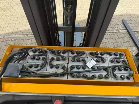 Schubmaststapler 2020  Jungheinrich ETV 214 Baujahr 2020 / Stunden 7868 HH 6800 (9)