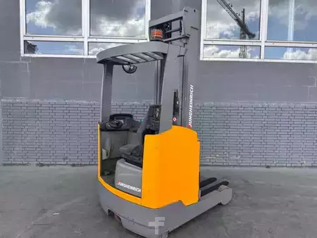 Carrelli retrattili 2020  Jungheinrich ETV 214 Baujahr 2020 / Stunden 7316 HH 6800 (4)