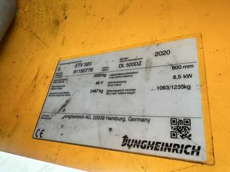 Chariot à mât rétractable 2020  Jungheinrich ETV 320 Baujahr 2020 / Stunden 7199 / HH 5000  (8)