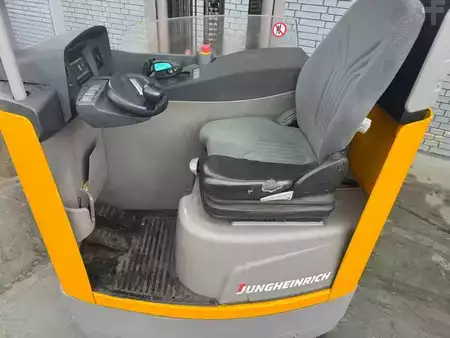 Työntömastotrukki 2022  Jungheinrich ETV 320 Baujahr 2022 / HH 5,0M / Akku 2022 / IZVG (8)