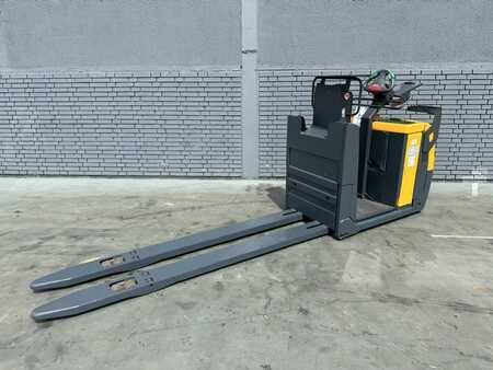 Horizontal-Kommissionierer 2013 Jungheinrich ECE 225 HP Baujahr 2013 / Stunden 2164 /Gabel 2,4M (3)