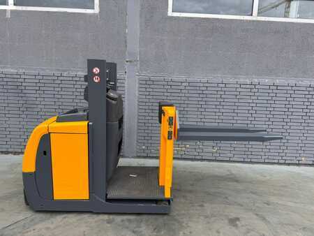 Vertikální vychystávací vozík 2015  Jungheinrich EKS 110 Baujahr 2014 / HH 1800 / Stunden 5284 (3)