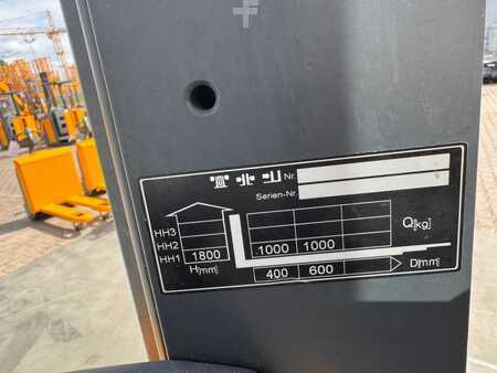 Vertikální vychystávací vozík 2015  Jungheinrich EKS 110 Baujahr 2015 / HH 1800 / Stunden 5135 (5)