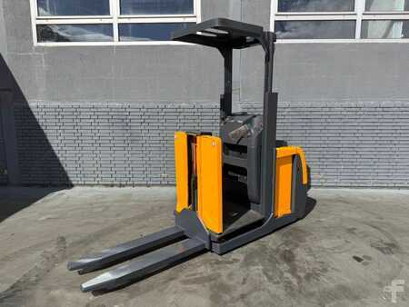 Vertikální vychystávací vozík 2015  Jungheinrich EKS 110 Baujahr 2015 / HH 1800 / Stunden 5331 (2)