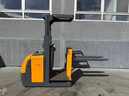 Vertikální vychystávací vozík 2015  Jungheinrich EKS 110 Baujahr 2015 / HH 1800 / Stunden 5331 (6)