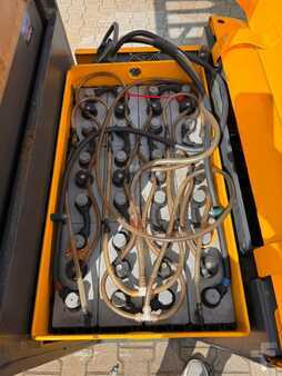 Vertikální vychystávací vozík 2015  Jungheinrich EKS 110 Baujahr 2015 / HH 1800 / Stunden 4649 (6)