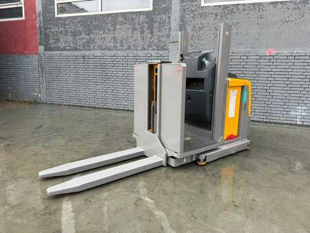 Vertikální vychystávací vozík 2016  Jungheinrich EKS 110 Baujahr 2016 / HH 1800 / Stunden 779 (1)